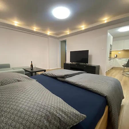 아파트 Modern Flat Close To Old Town *