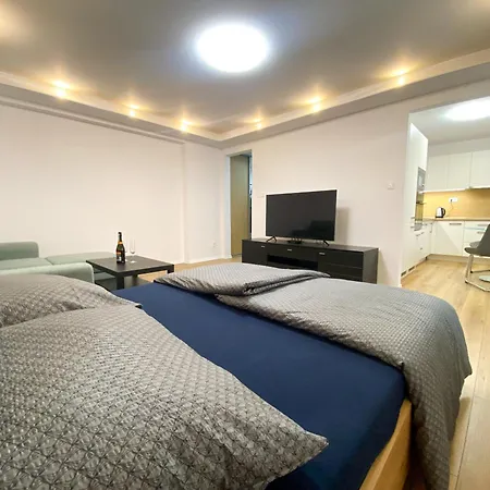 Modern Flat Close To Old Town *